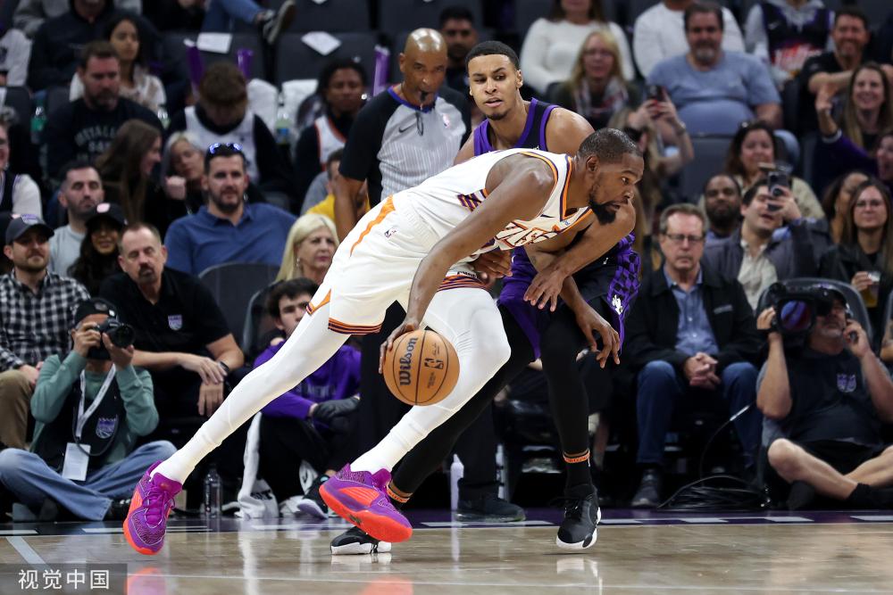 拉开了双方 拉开了双方