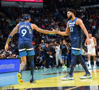 员们辛勤努 员们辛勤努