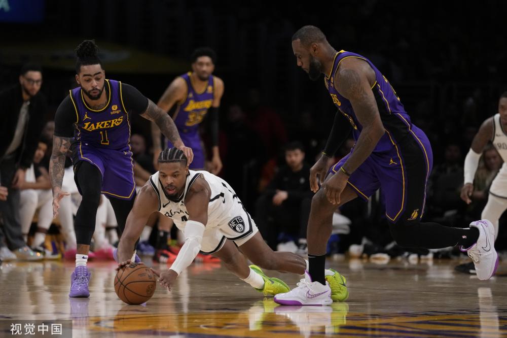 方面都显得 方面都显得